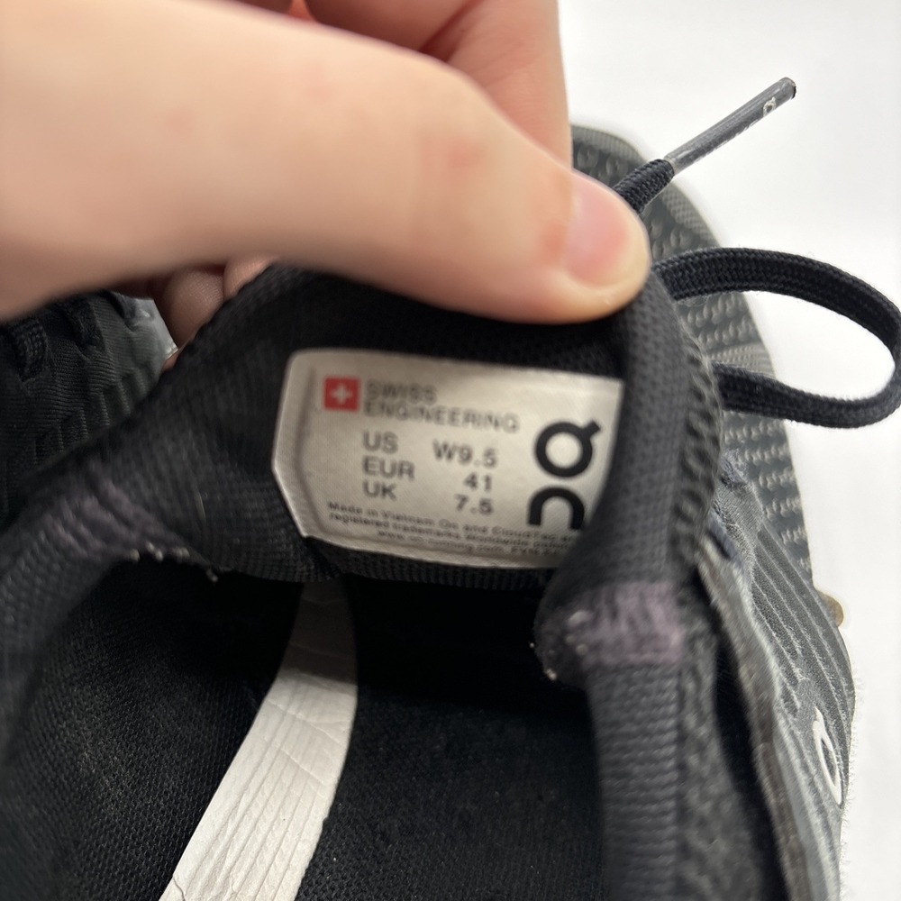 On Cloudswift Sneakers Women's Size 9.5 Black Sneakers Running Shoes - Picture 12 of 16